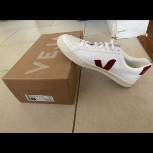 Veja Sneakers